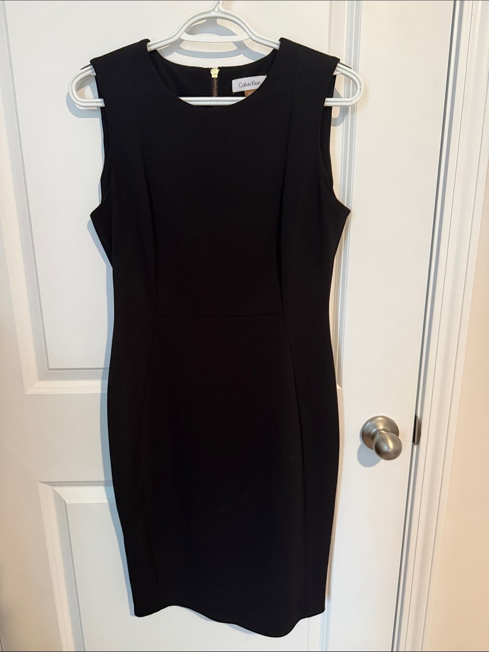 Calvin Klein Sleeveless Sheath Dress with Belt and Gold Back Zip Black Size 8